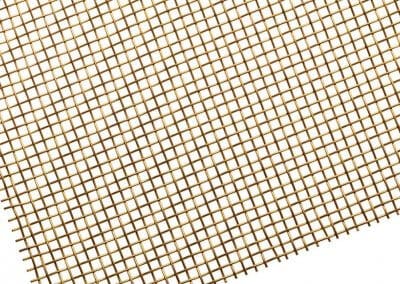 MeshArt Fish Gold - Square architectural mesh made of brass - slightly wavy look. - light, wavy, lively